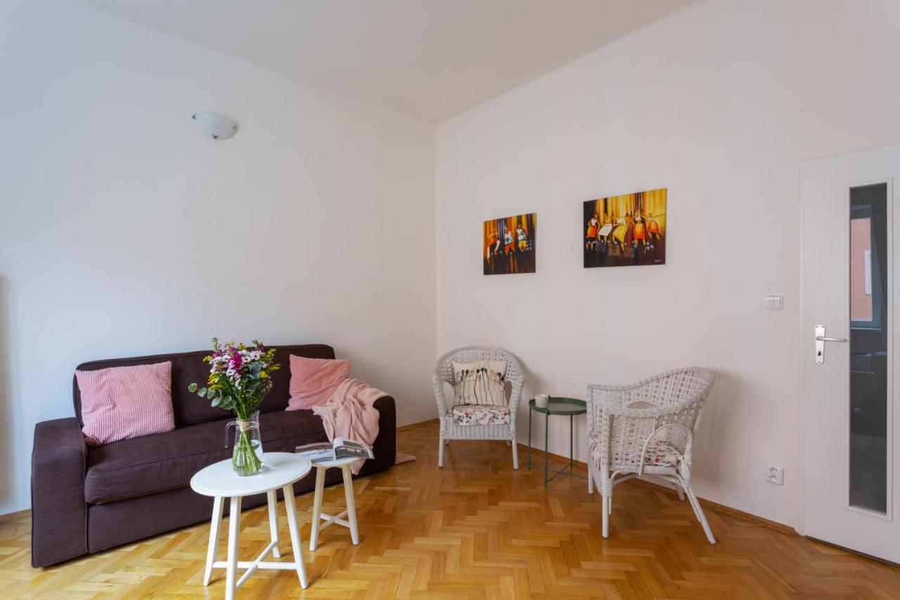 Homey Flat In Vinohrady By Prague Days Экстерьер фото